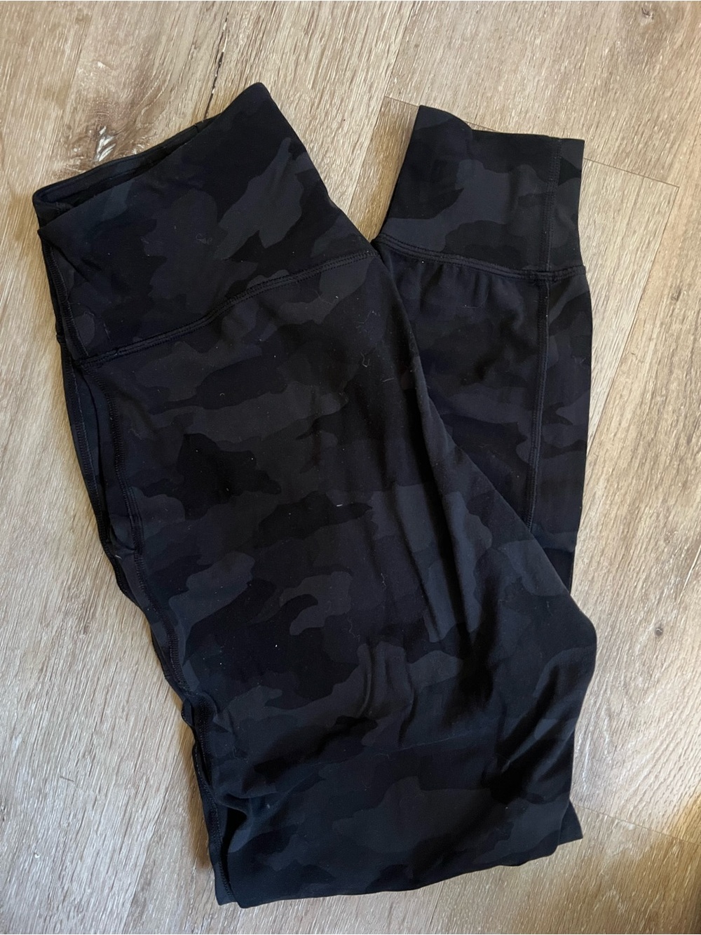 lululemon High Rise Align Crop